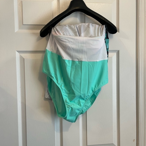 Women's Plus Size Tropical Floral Print Bathing Suit Swimsuit Swimwear 16W-20W - Picture 10 of 10